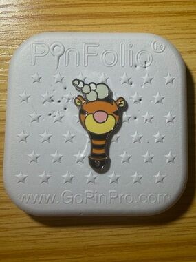 2025 WDW Wave B Disney Tigger Bubble Wand Pin